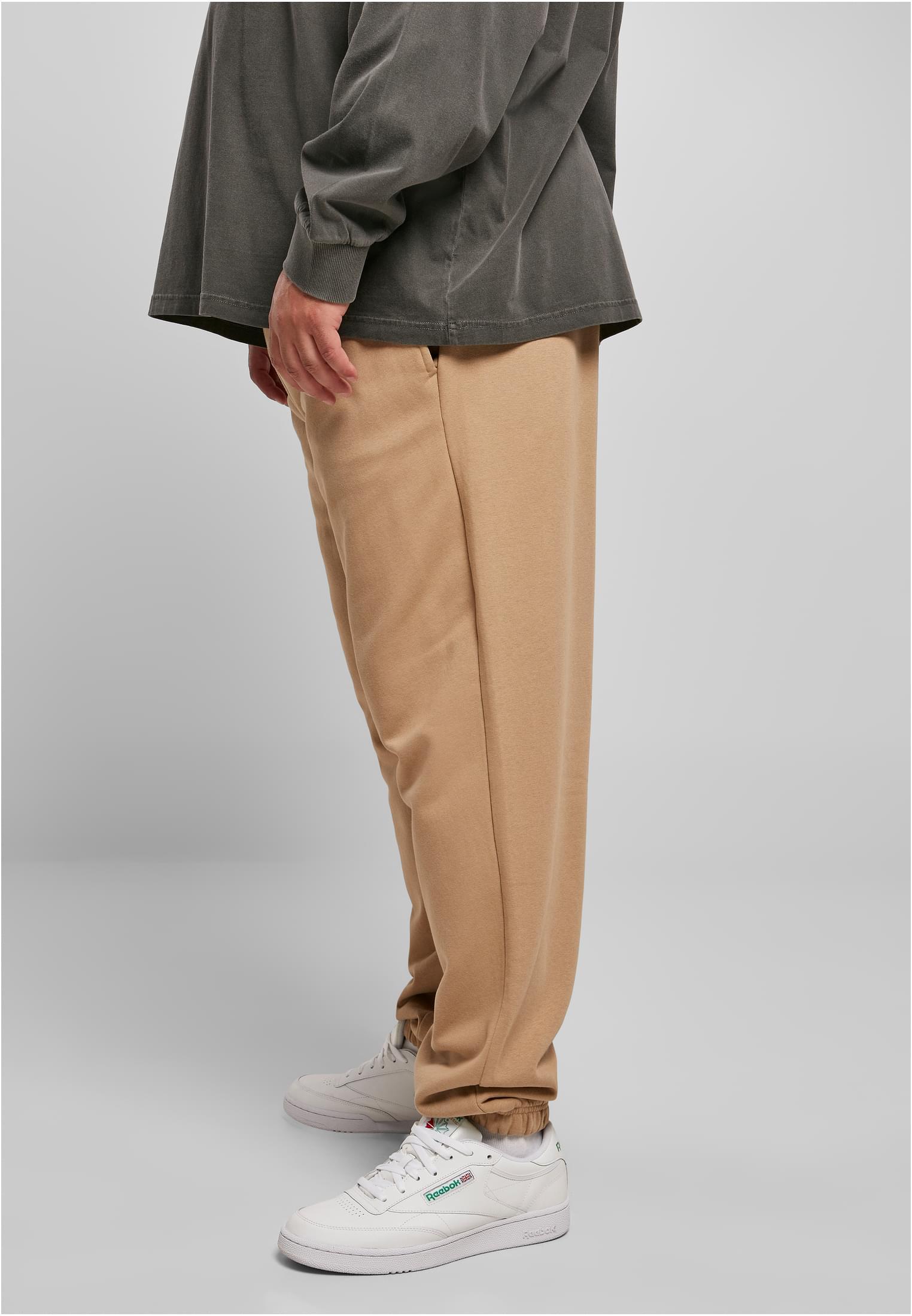 Urban Classics Plus Size Basic Sweatpants 2.0 (Farbe: warm sand / Größe: 3XL)