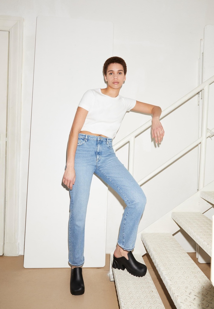 armedangels-carenaa-easy-blue-30-32-32-2
