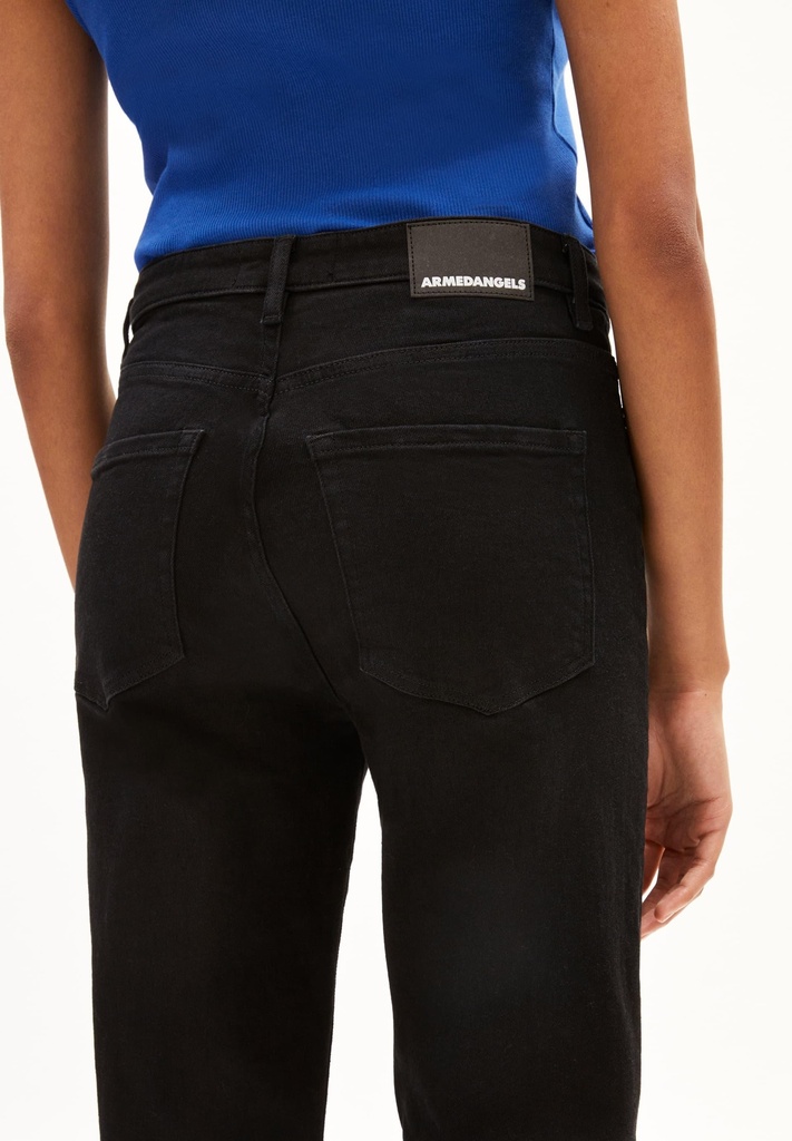 armedangels-linnaa-x-stretch-breath-black-31-32-32-b1b-1