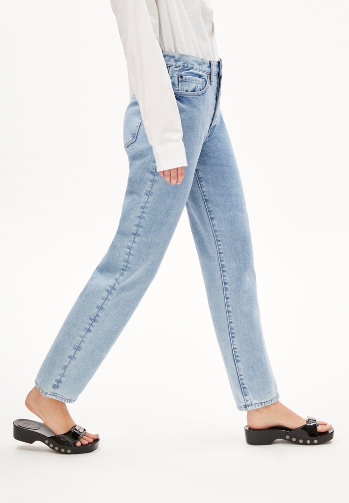 armedangels-aaikala-light-fresh-blue-31-32-f413-4