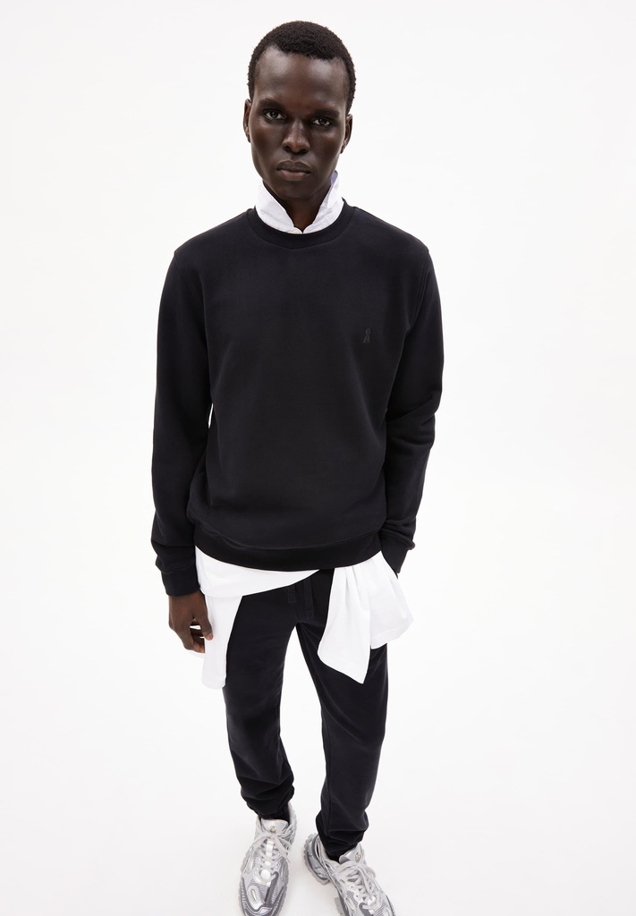 armedangels-baaro-comfort-black-s-2
