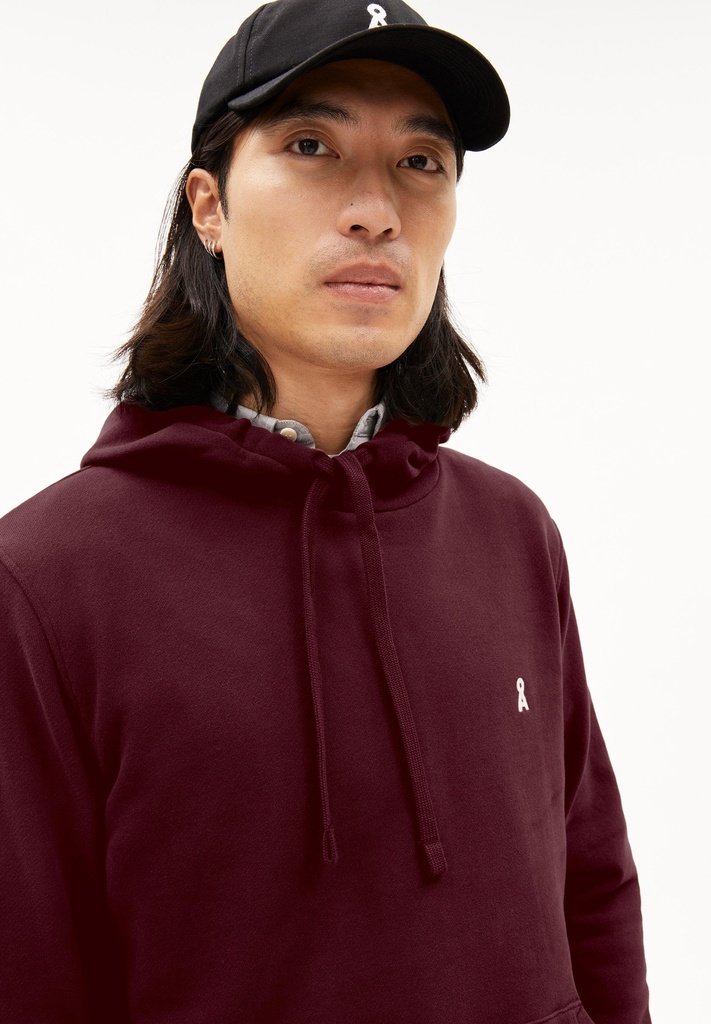 armedangels-paarlo-comfort-cranberry-juice-xl-b0-1