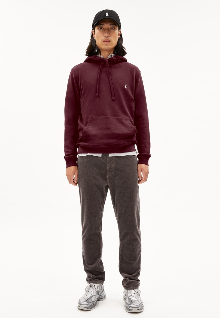 armedangels-paarlo-comfort-cranberry-juice-xl-b0-3