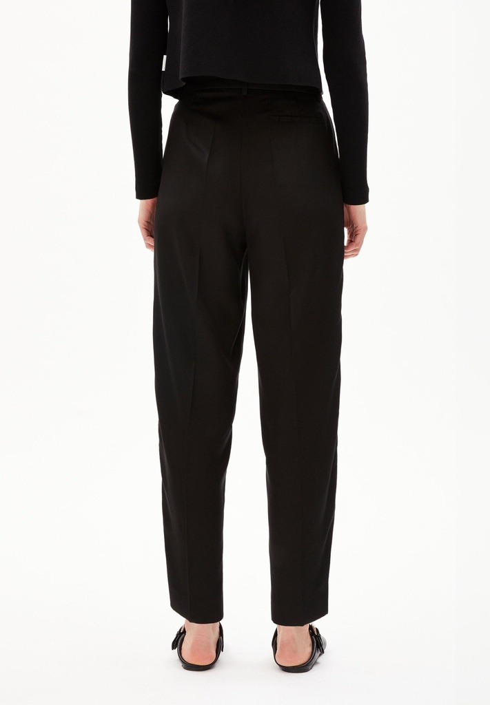 armedangels-sandrinaa-tapered-black-s-4-0