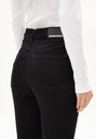 armedangels-lejaani-x-stretch-rinse-black-27-32-32-273-1