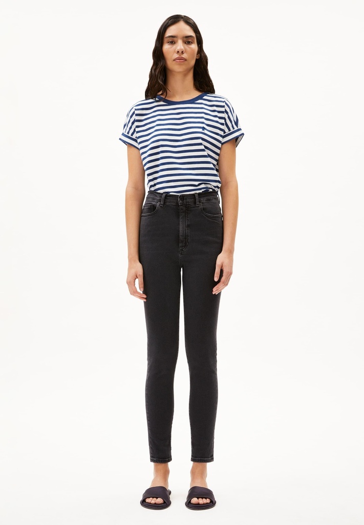 armedangels-ingaa-x-stretch-true-black-washed-30-30-30-3