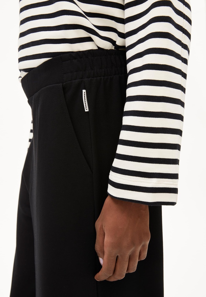 armedangels-himaari-black-xl-1