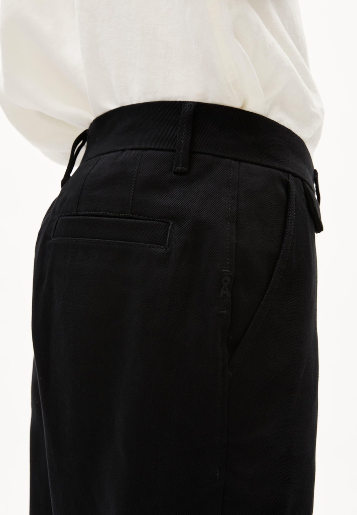 armedangels-alvaaro-premium-black-32-32-794-1