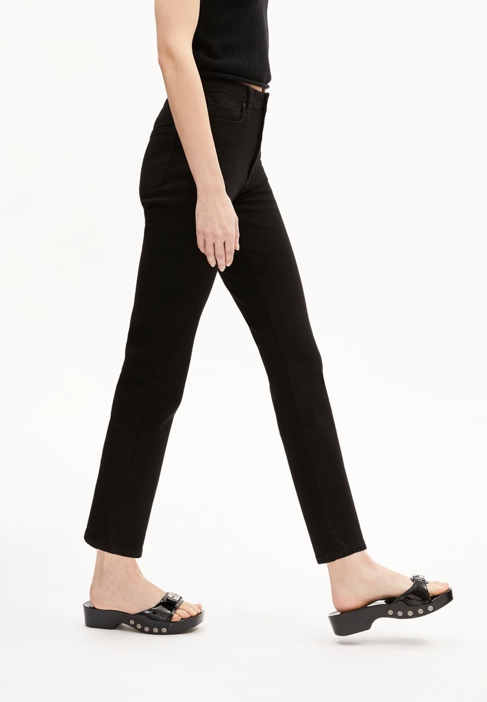 armedangels-lejaani-x-detail-licorice-26-30-30-652-4