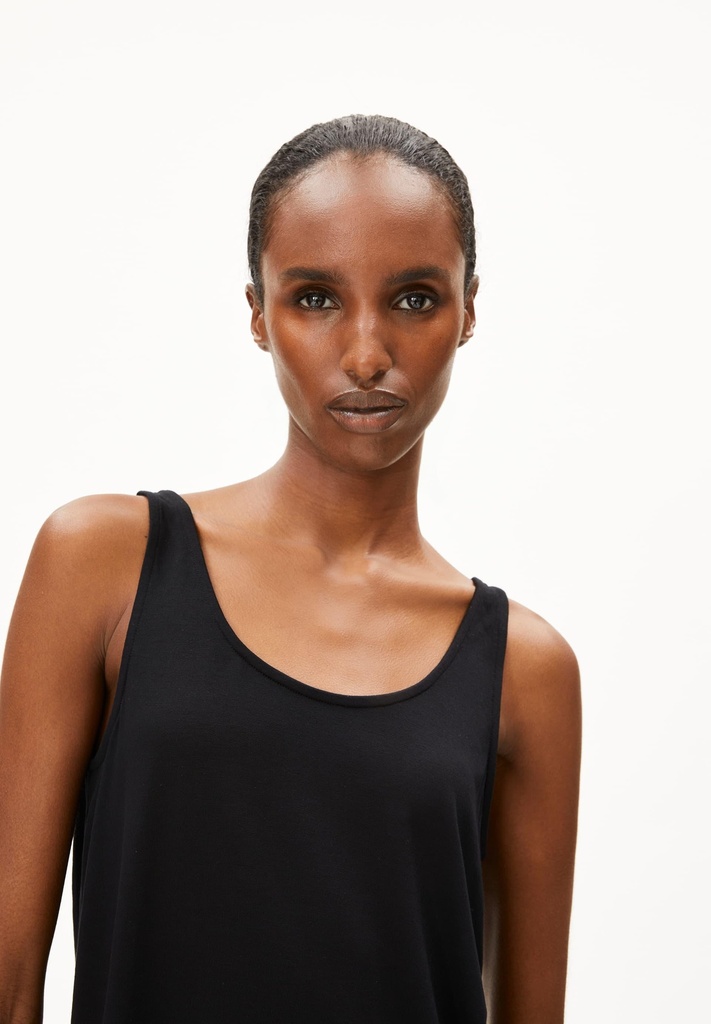 armedangels-ashraani-solid-black-xs-1