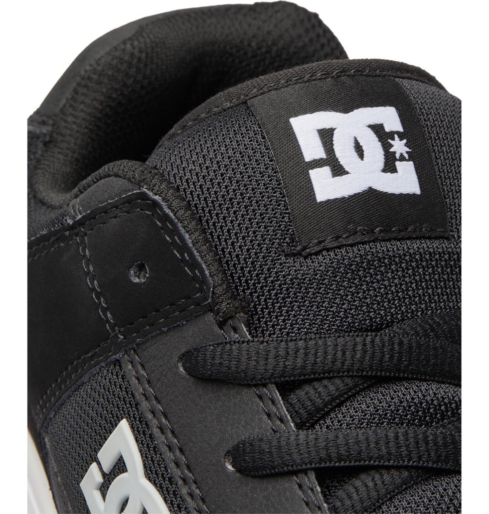 dc-shoes-manteca-4-black-black-white-55-d-c-5