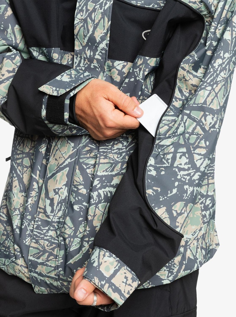 quiksilver-high-altitude-20k-jk-green-woodland-abstract-ss-s-4