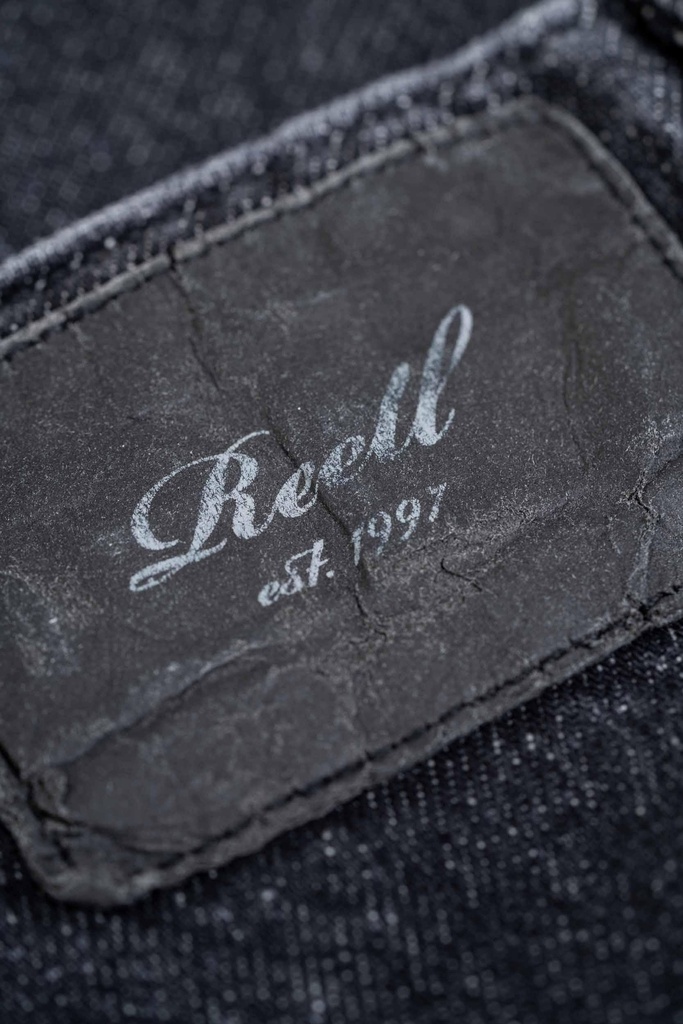 reell-solid-short-black-wash-26-4
