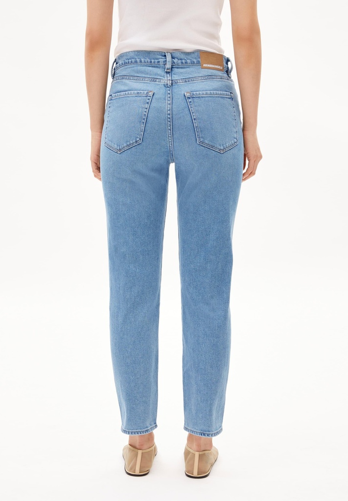 armedangels-cayaa-tarpa-low-boyfriend-jeans-clear-28-0