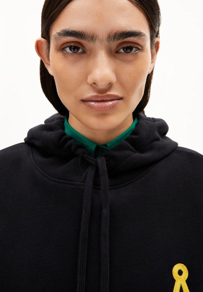 armedangels-iconic-francisaraa-sweathoodie-black-s-1