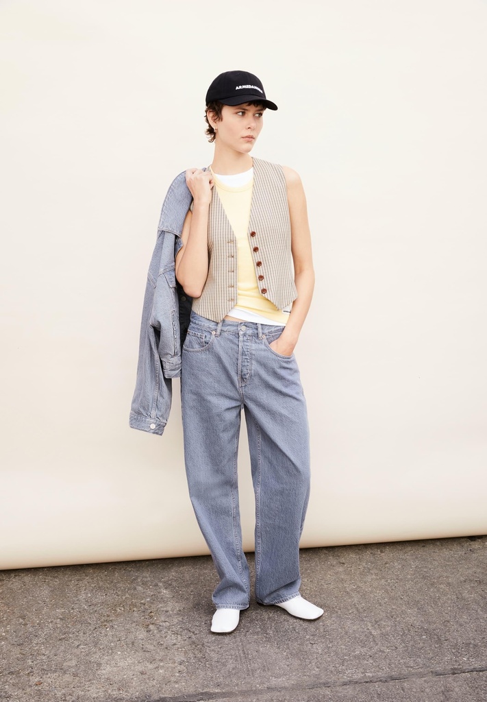 armedangels-haayi-low-waist-baggy-jean-fog-31-32-2