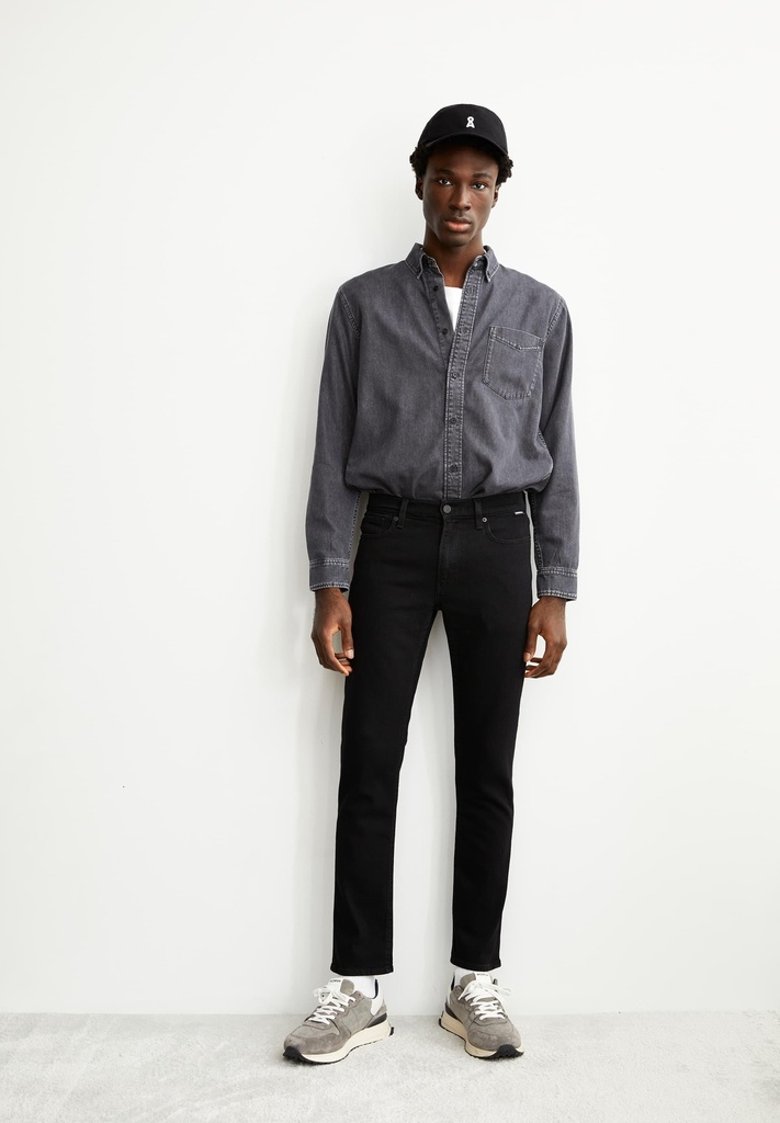 armedangels-iaan-rinse-black-33-34-0-2