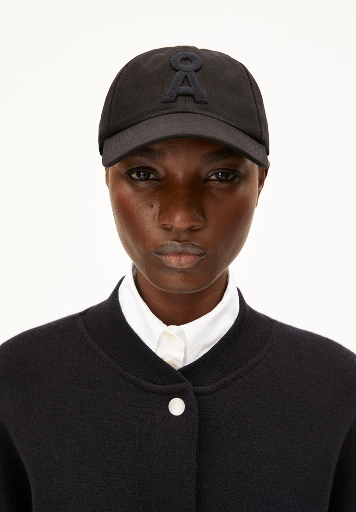 armedangels-yenaas-logaa-blackblack-one-size-6-1