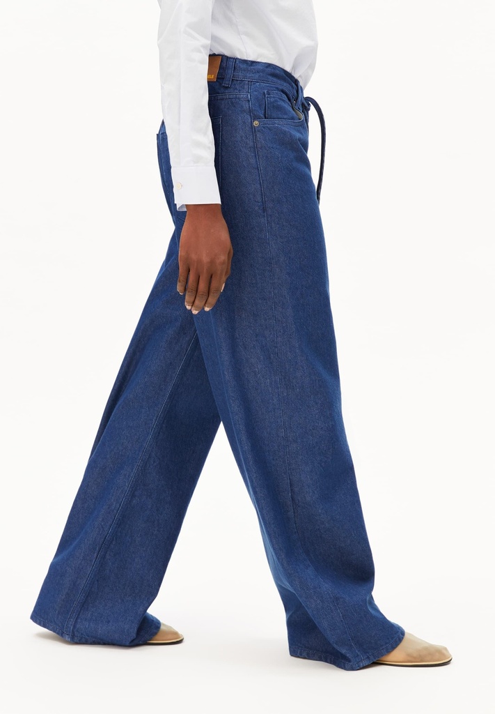 armedangels-astraeaas-mid-waist-wide-jean-rinse-30-32-9-4