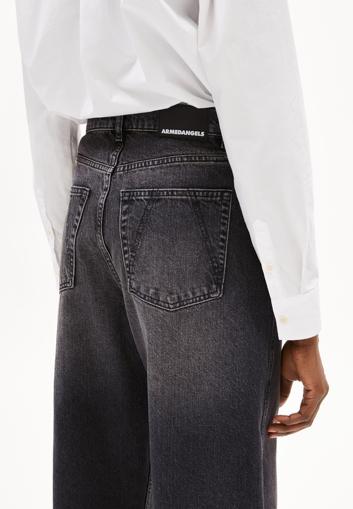 armedangels-baarell-high-waist-barrel-jean-crestone-25-32-8-1
