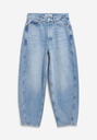 armedangels-baarly-high-waist-barrel-jean-crunchy-31-32-32-5