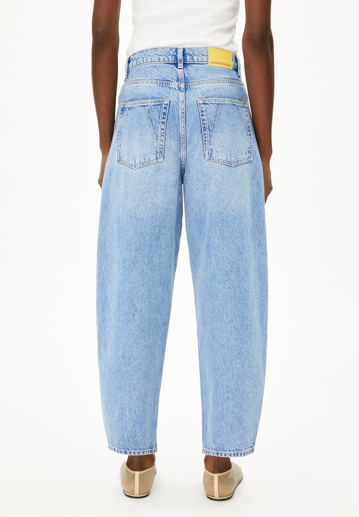 armedangels-baarly-high-waist-barrel-jean-crunchy-30-32-32-0