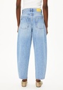 armedangels-baarly-high-waist-barrel-jean-crunchy-30-32-32-0