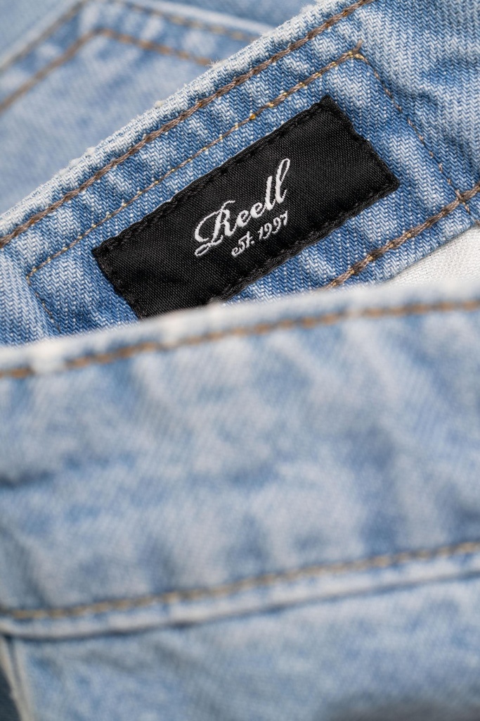 reell-solid-short-black-wash-26-3