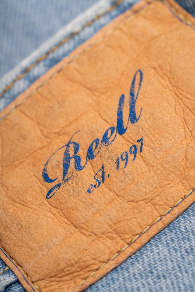 reell-solid-short-black-wash-26-5