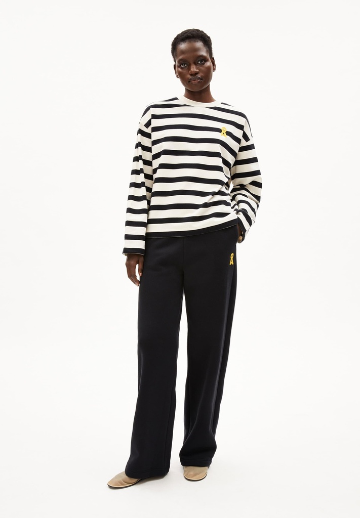 armedangels-iconic-frankaa-bold-undyedblack-xs-3