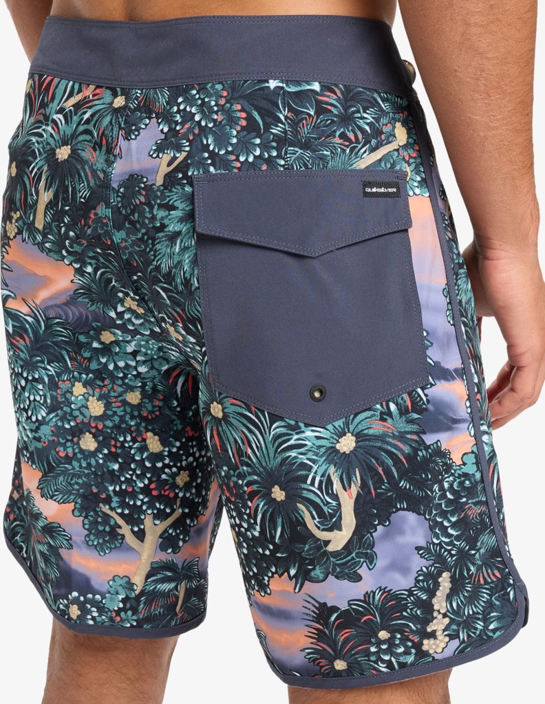 quiksilver-surfsilk-scallop-18-black-india-ink-hidden-gem-28-5