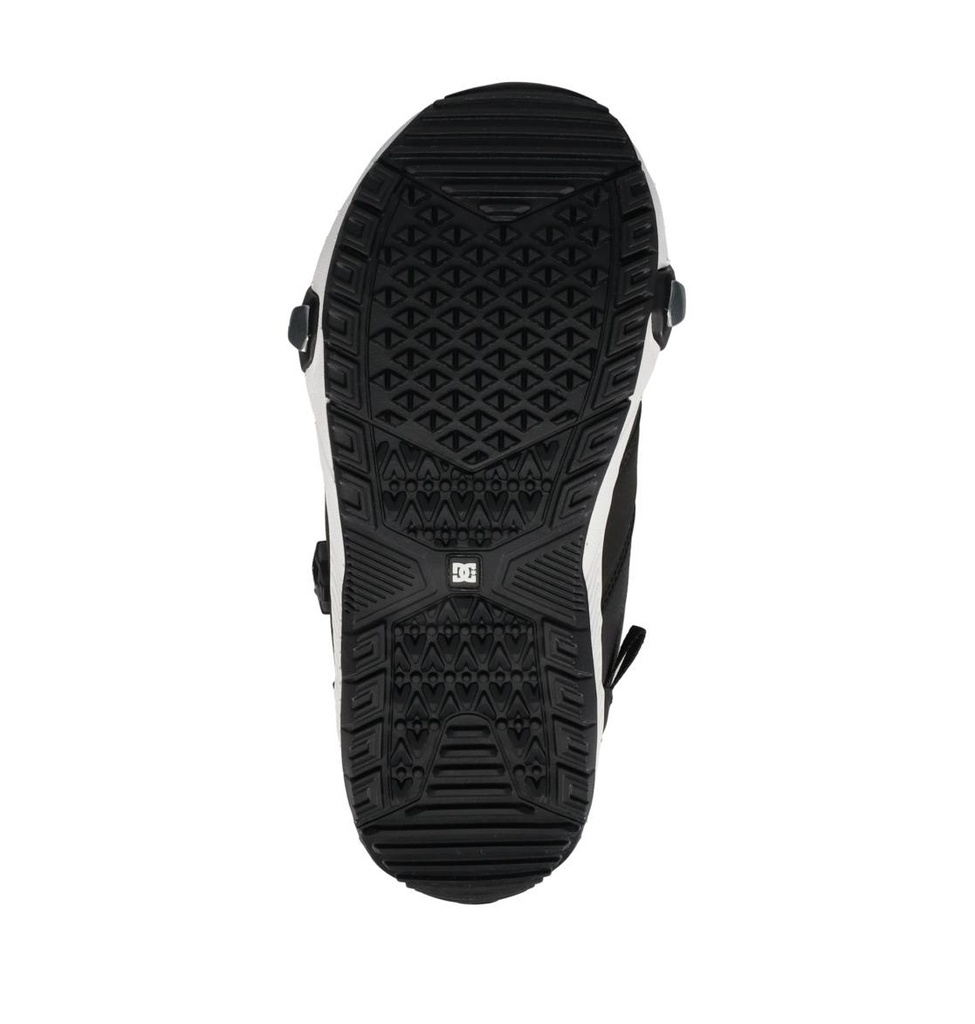 dc-shoes-judge-step-on-black-black-white-105d-3-5