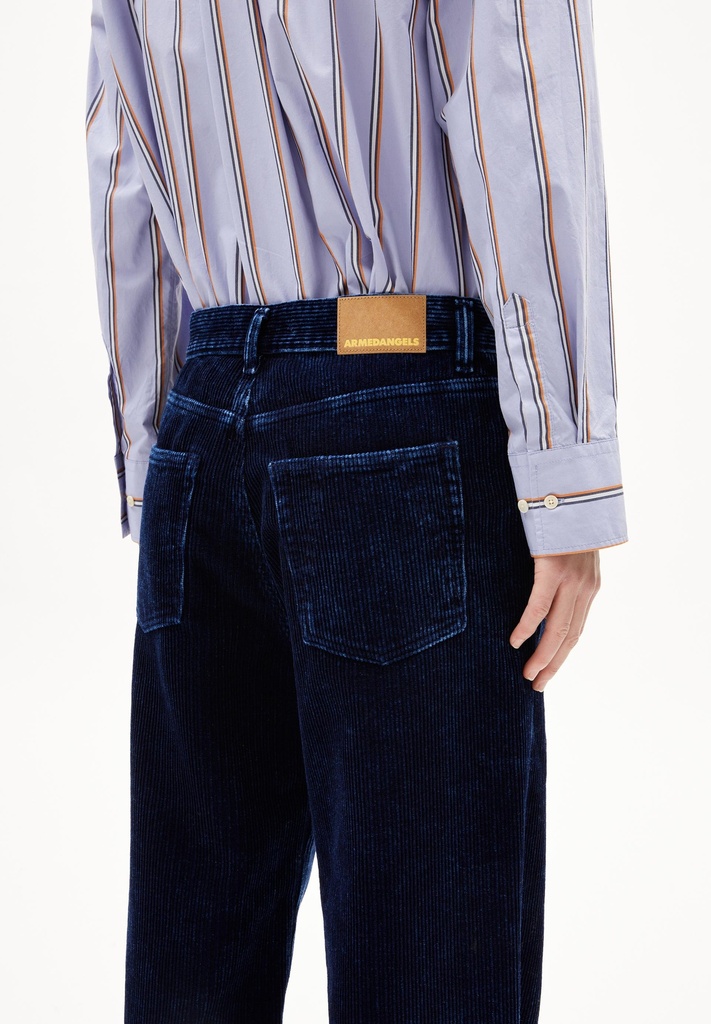 armedangels-haayi-indigo-cord-indigofera-26-32-1