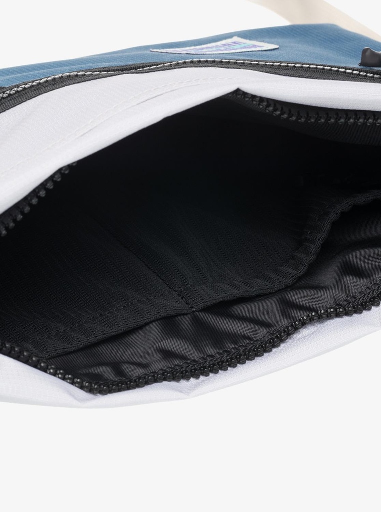 quiksilver-cross-body-pocket-blue-real-teal-1sz-1