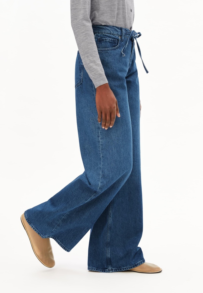 armedangels-astraeaas-mid-waist-wide-jean-imperial-29-32-9-4