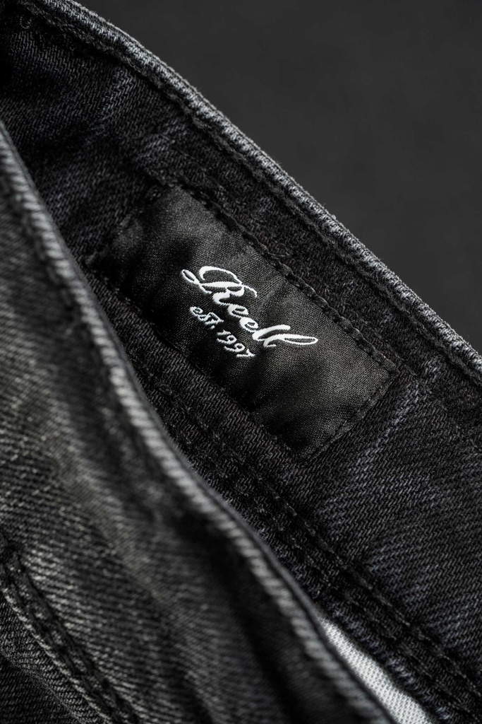 reell-nova-2-black-wash-2-31-34-34-3
