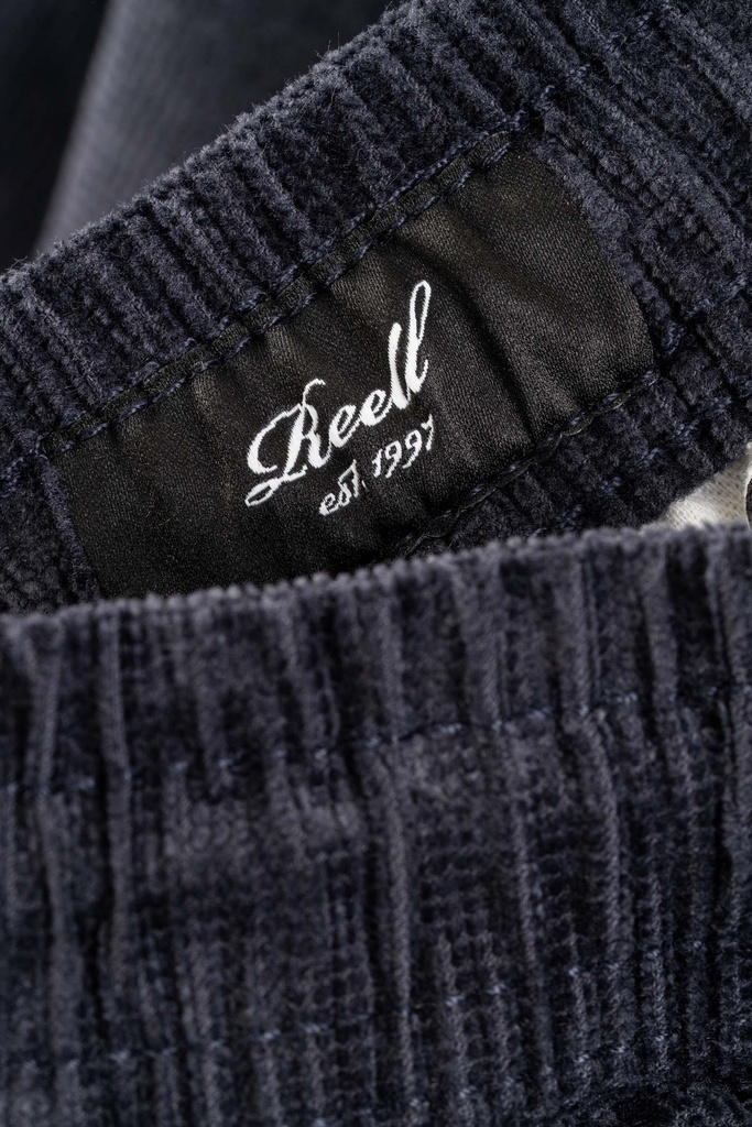 reell-reflex-loose-chino-deep-black-square-cord-s-normal-2