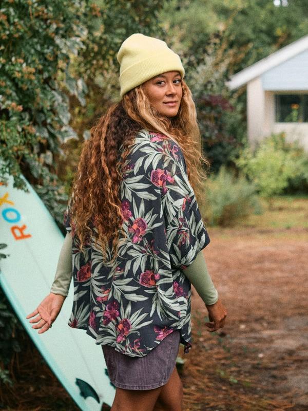 roxy-beachy-nostalgia-crinkle-black-phantom-wind-swept-floral-crin-xs-1