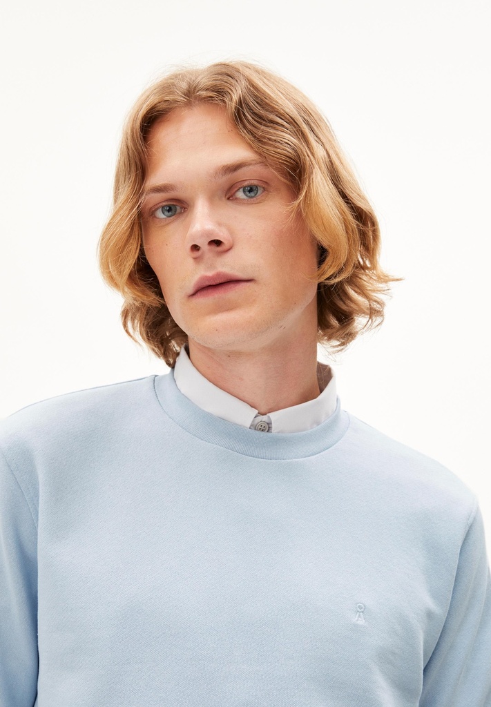 armedangels-baaro-comfort-morning-sky-s-1