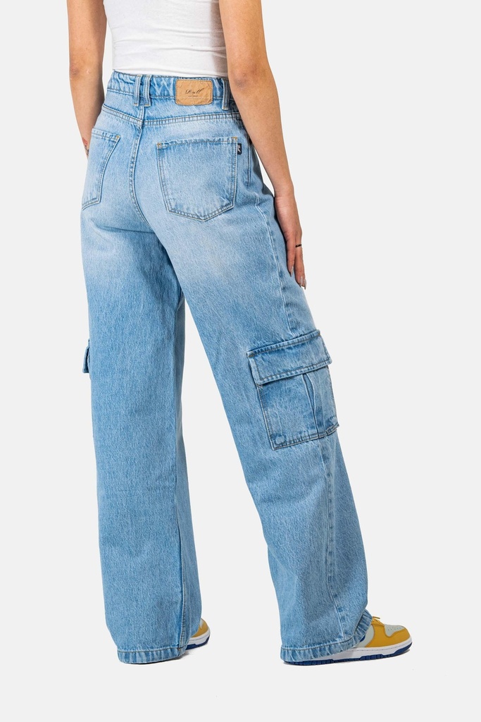 reell-women-mia-cargo-jeans-light-blue-26-1