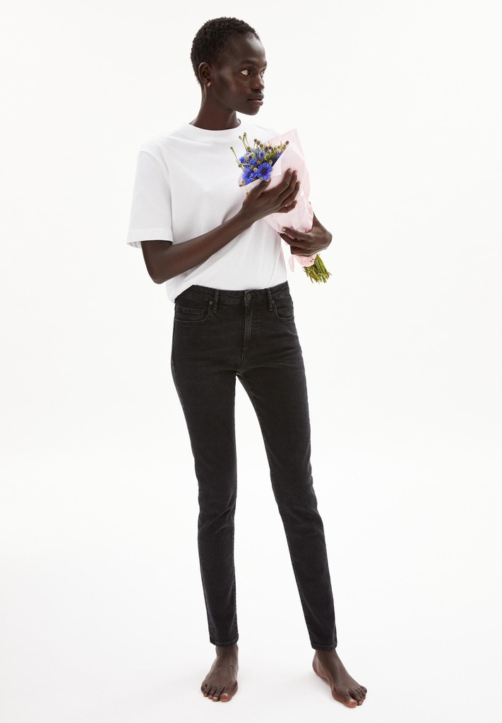 armedangels-tillaa-washed-down-black-28-32-32-4-2