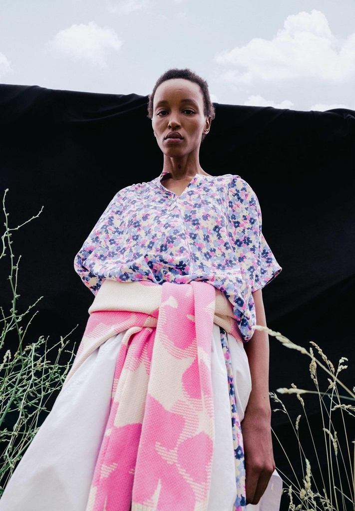 armedangels-olessyaa-aqua-floral-oatmilkraspberry-pink-s-5