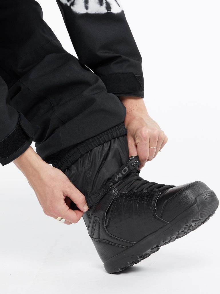 volcom-shiloh-snow-suit-black-s-14