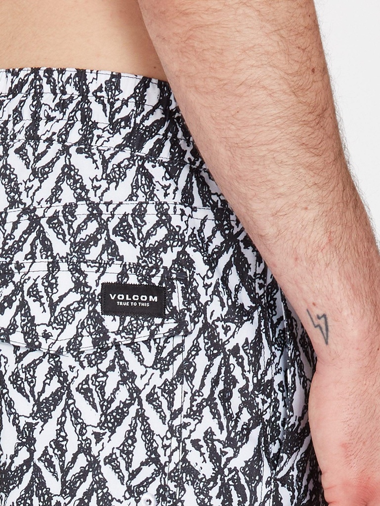 volcom-fa-j-hager-trunk-17-white-s-4