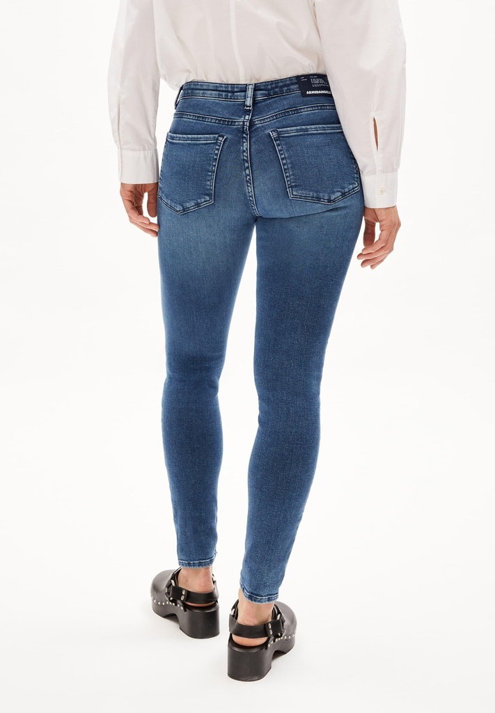armedangels-tillaa-x-stretch-galaxy-blue-30-34-34-5-0