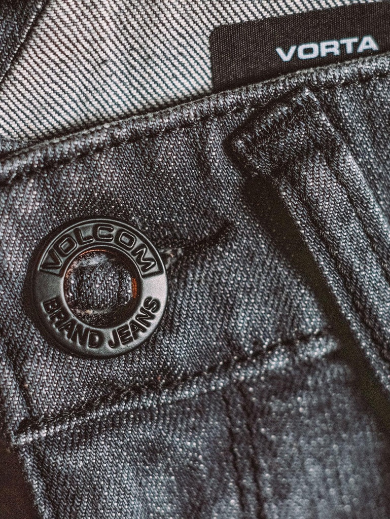 volcom-vorta-denim-easy-enzyme-grey-26-30-4