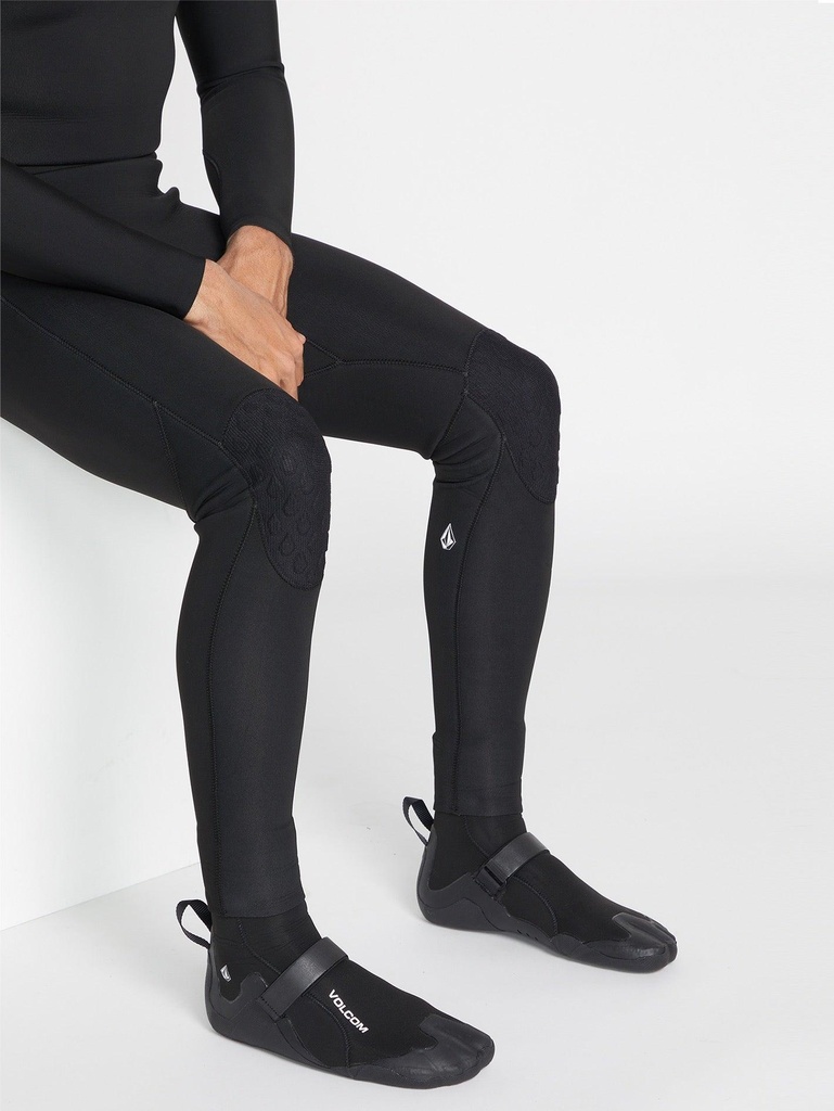 volcom-5mm-round-toe-booties-black-5-7
