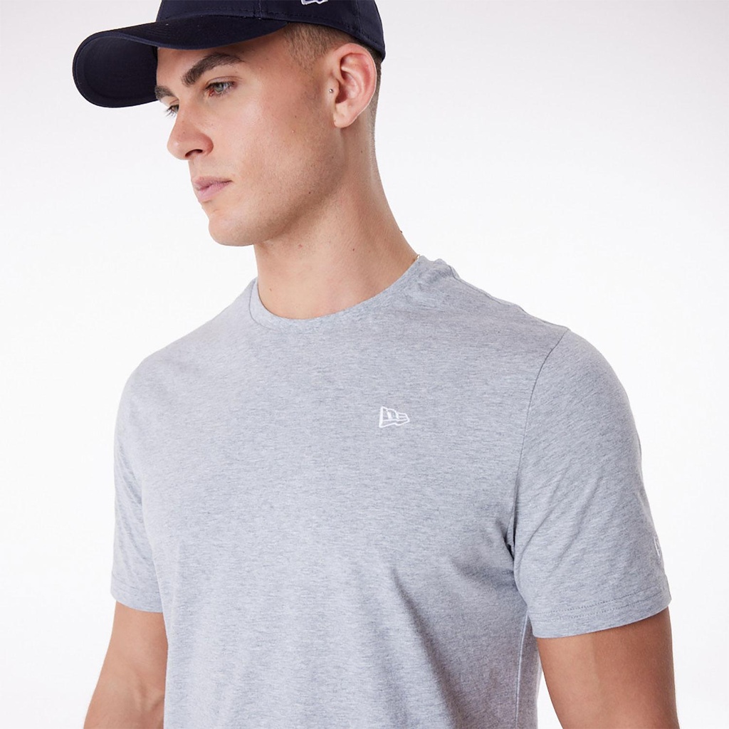 new-era-ne-essentls-tee-newera-hgrwhi-grau-s-0