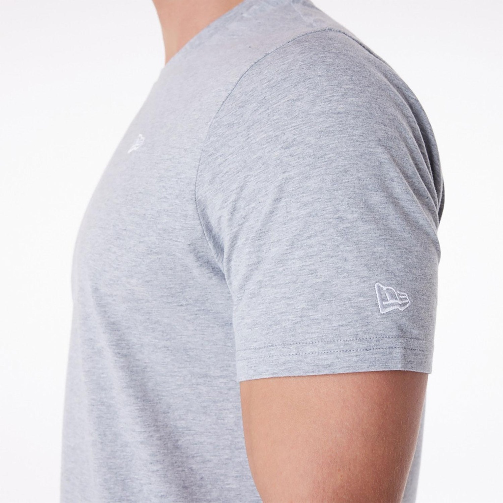 new-era-ne-essentls-tee-newera-hgrwhi-grau-s-1