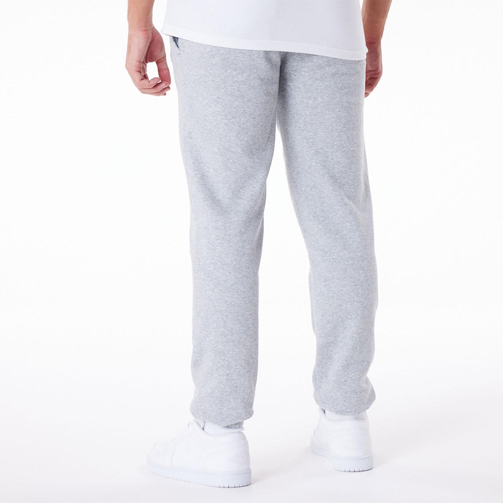 new-era-ne-essentls-jogger-newera-hgrwhi-grau-m-4
